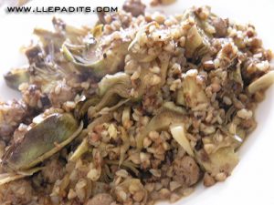 Blat sarraí (fajol) amb carxofes