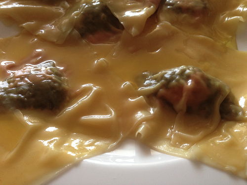 recepta amb pasta wonton farcida de carxofa i foie
