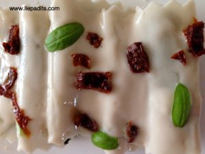 canelons d'estiu amb espinacs i alvocat