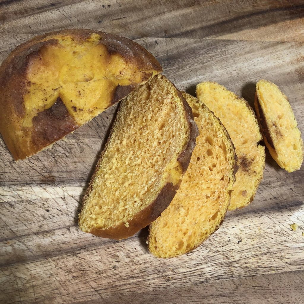 Mona de carbassa o el pa cremat un dolç valencià. Heu menjat mai un "pan quemao" o pa cremat